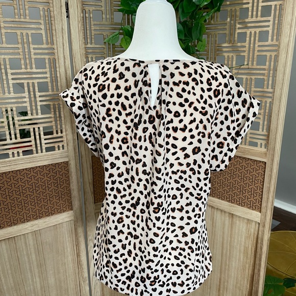 Animal Print Short Sleeve Top - Picture 2 of 6